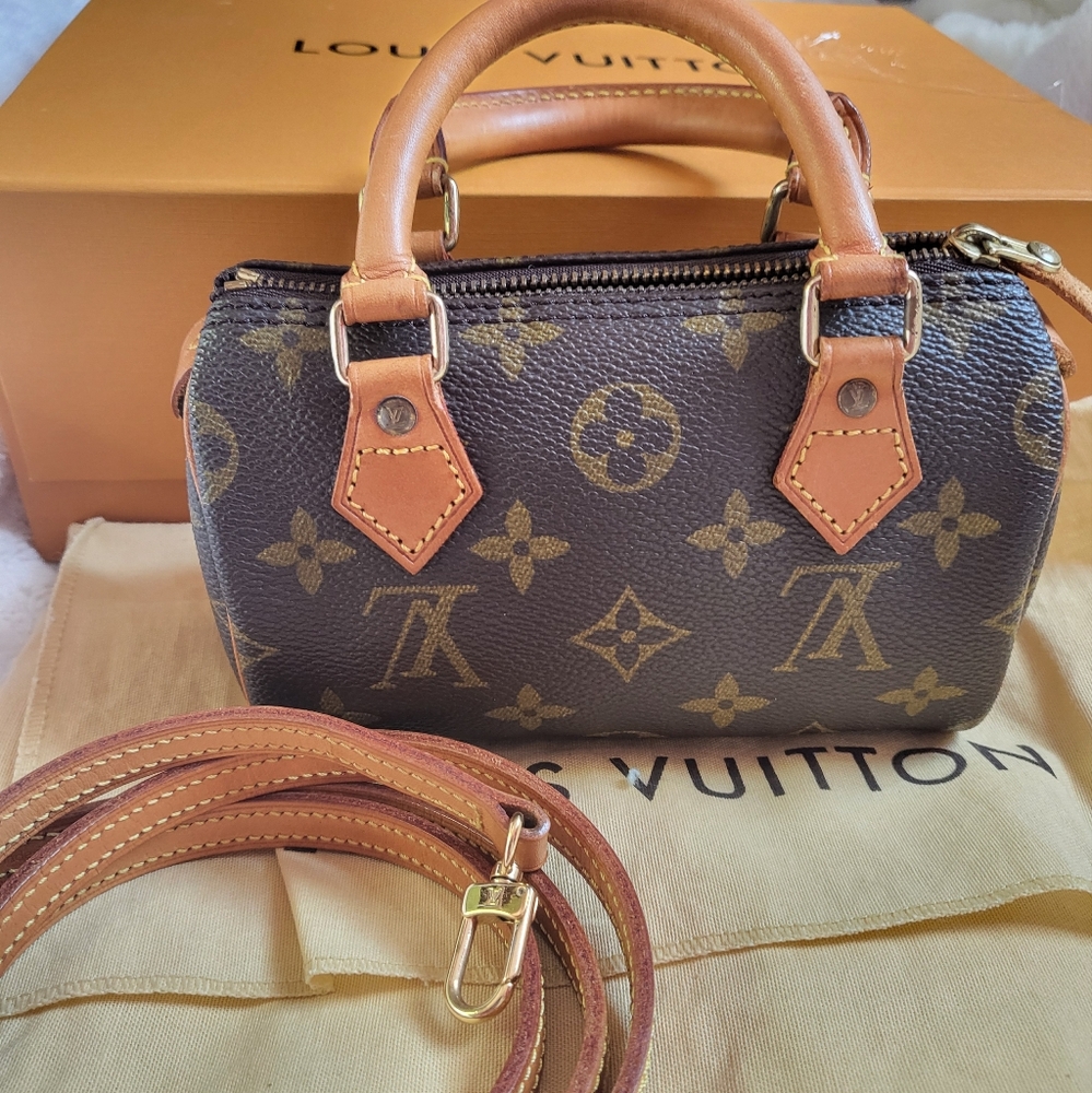 LOUISVUITTON NANO